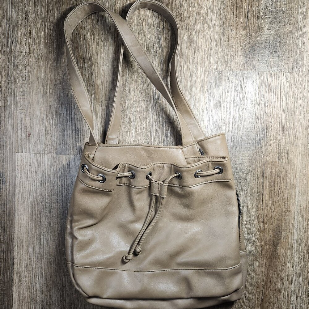 🍄‍🟫✨Taupe Beige Bucket Bag Drawstring with Silver Hardware & Side Zip Pocket